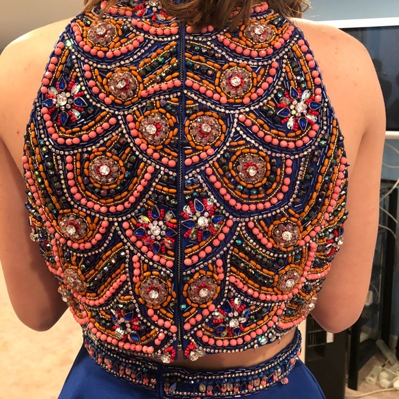 Prom Dress - Picture 5 of 8